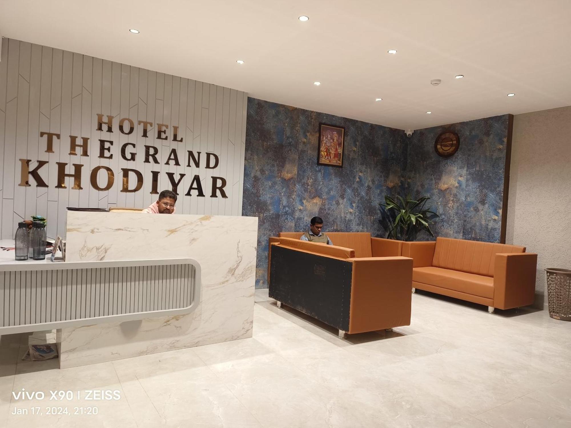 Hotel The Grand Khodiyar Visnagar Dış mekan fotoğraf