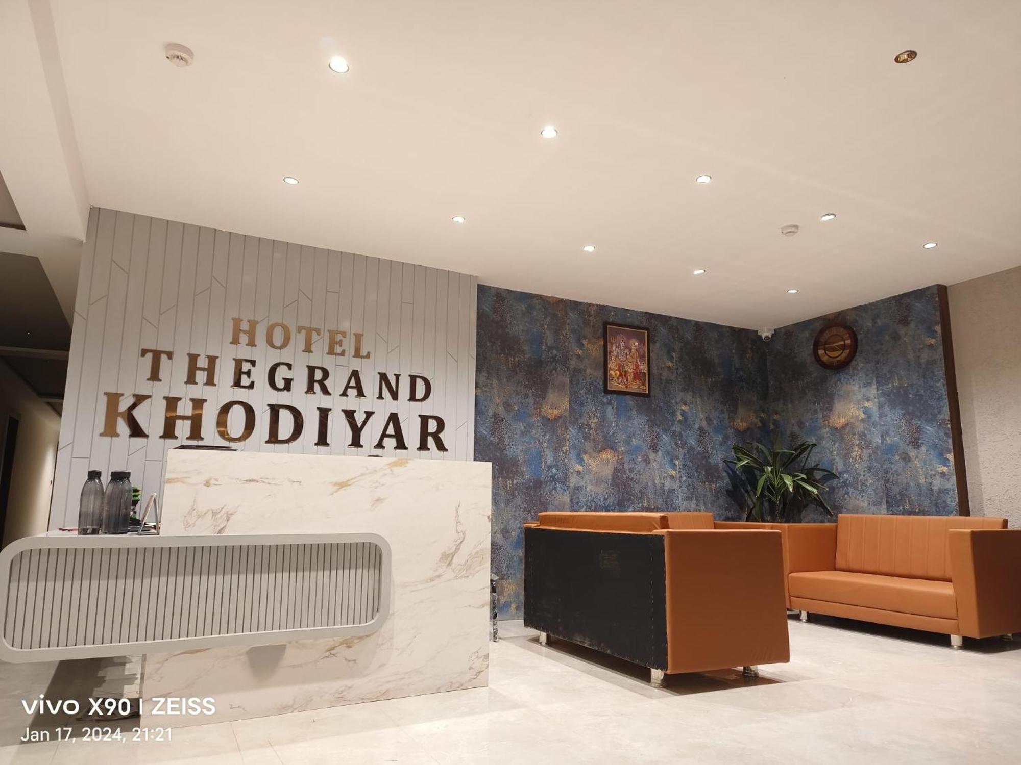 Hotel The Grand Khodiyar Visnagar Dış mekan fotoğraf