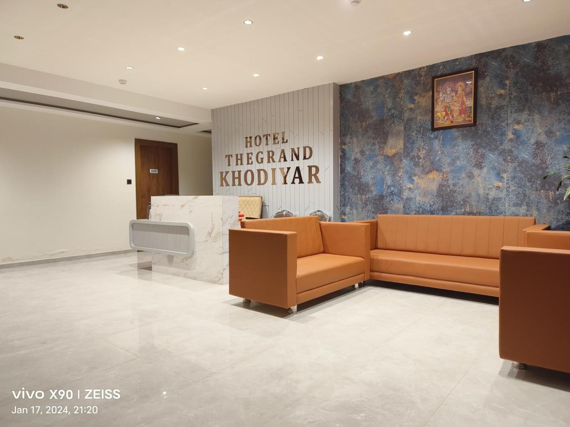 Hotel The Grand Khodiyar Visnagar Dış mekan fotoğraf
