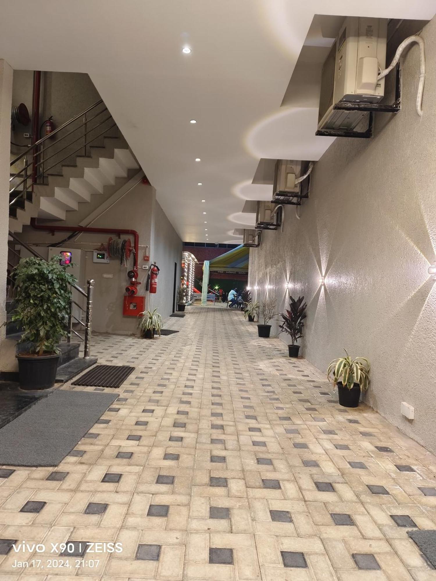 Hotel The Grand Khodiyar Visnagar Dış mekan fotoğraf